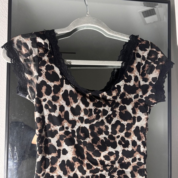 Leopard Print Top - Picture 5 of 10